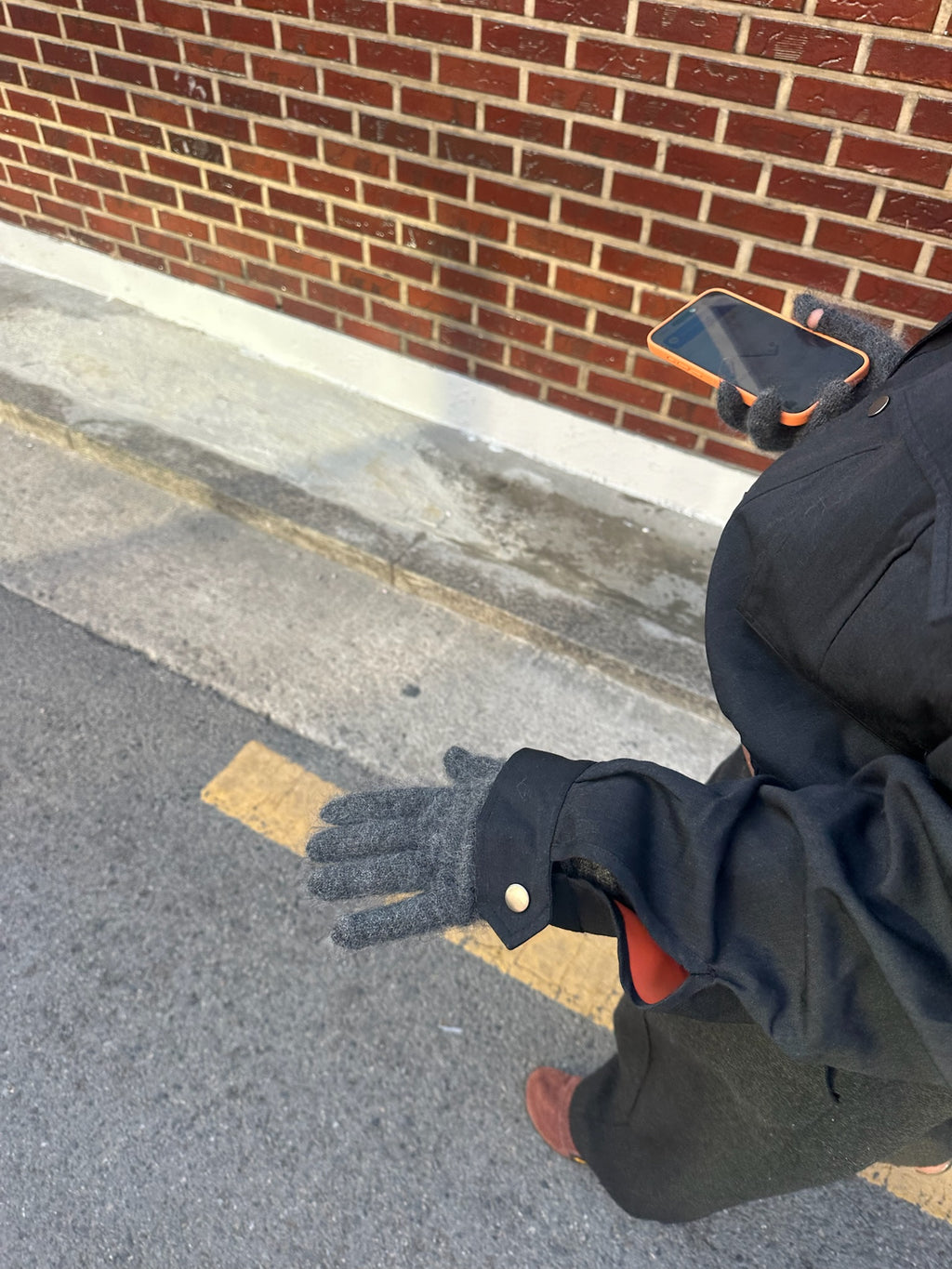 Preorder: Meg Glove