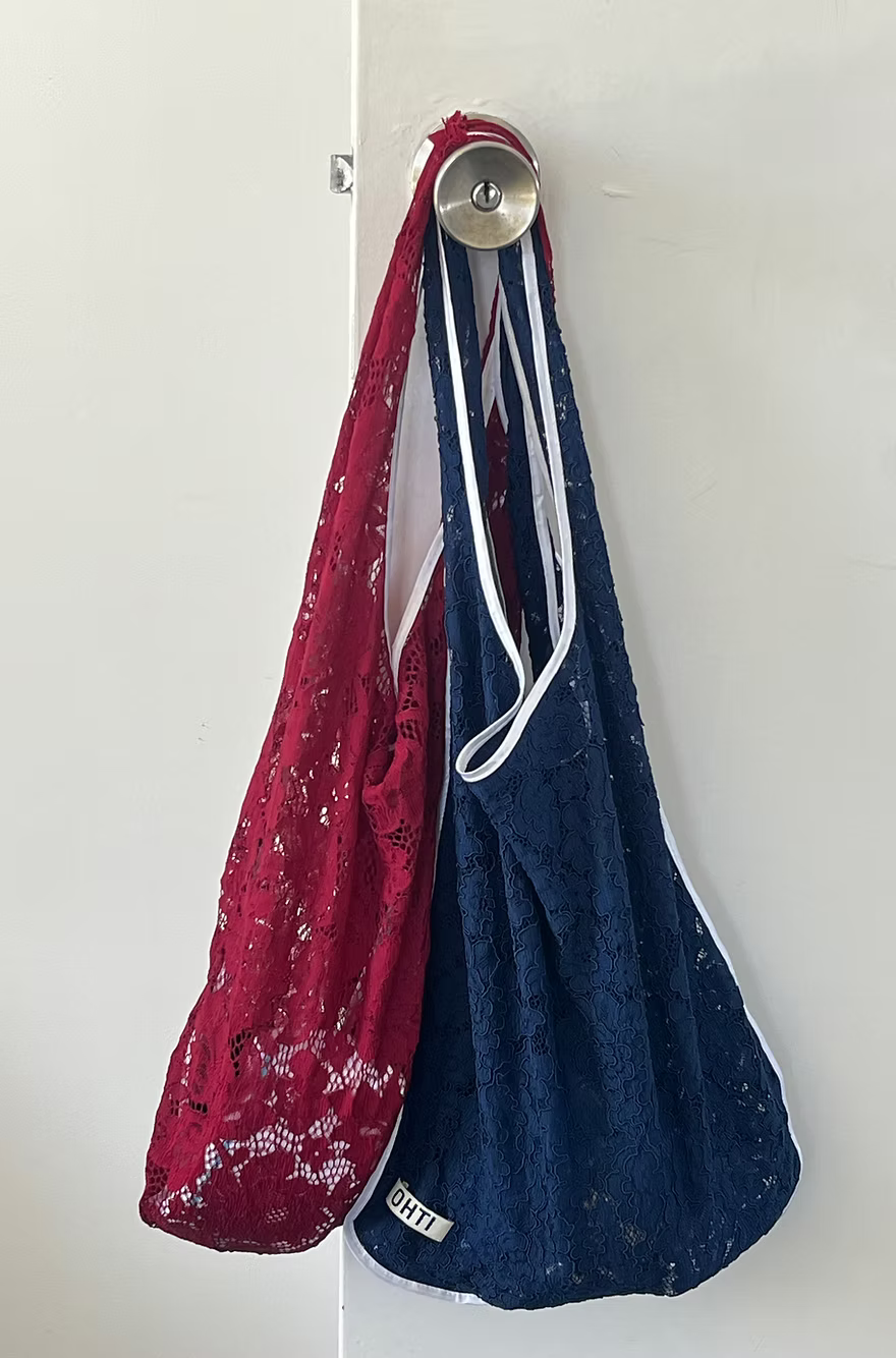 Lace Tote Maroon